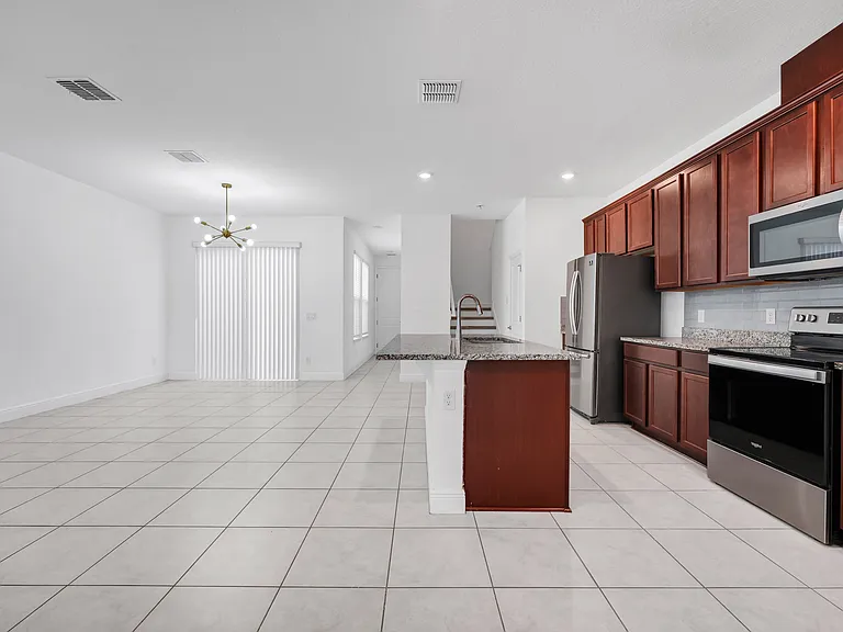 7381 Alpine Butterfly Ln — Photo 6