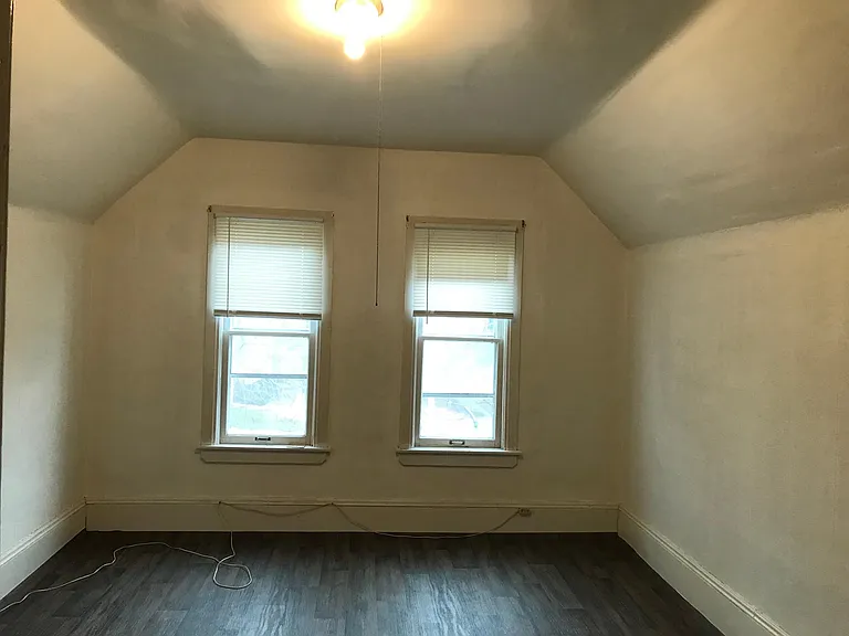 3344 Emerson Ave S — Photo 7