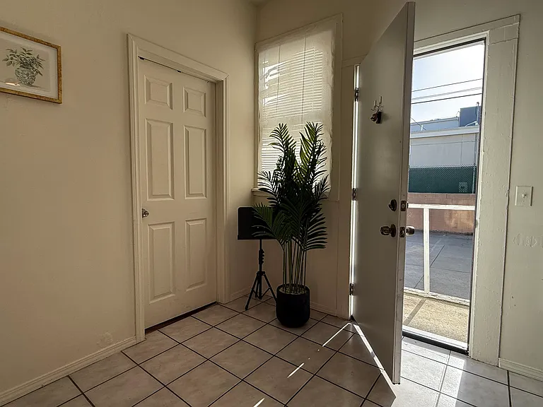 2663 Orchard Ave #3 — Photo 9