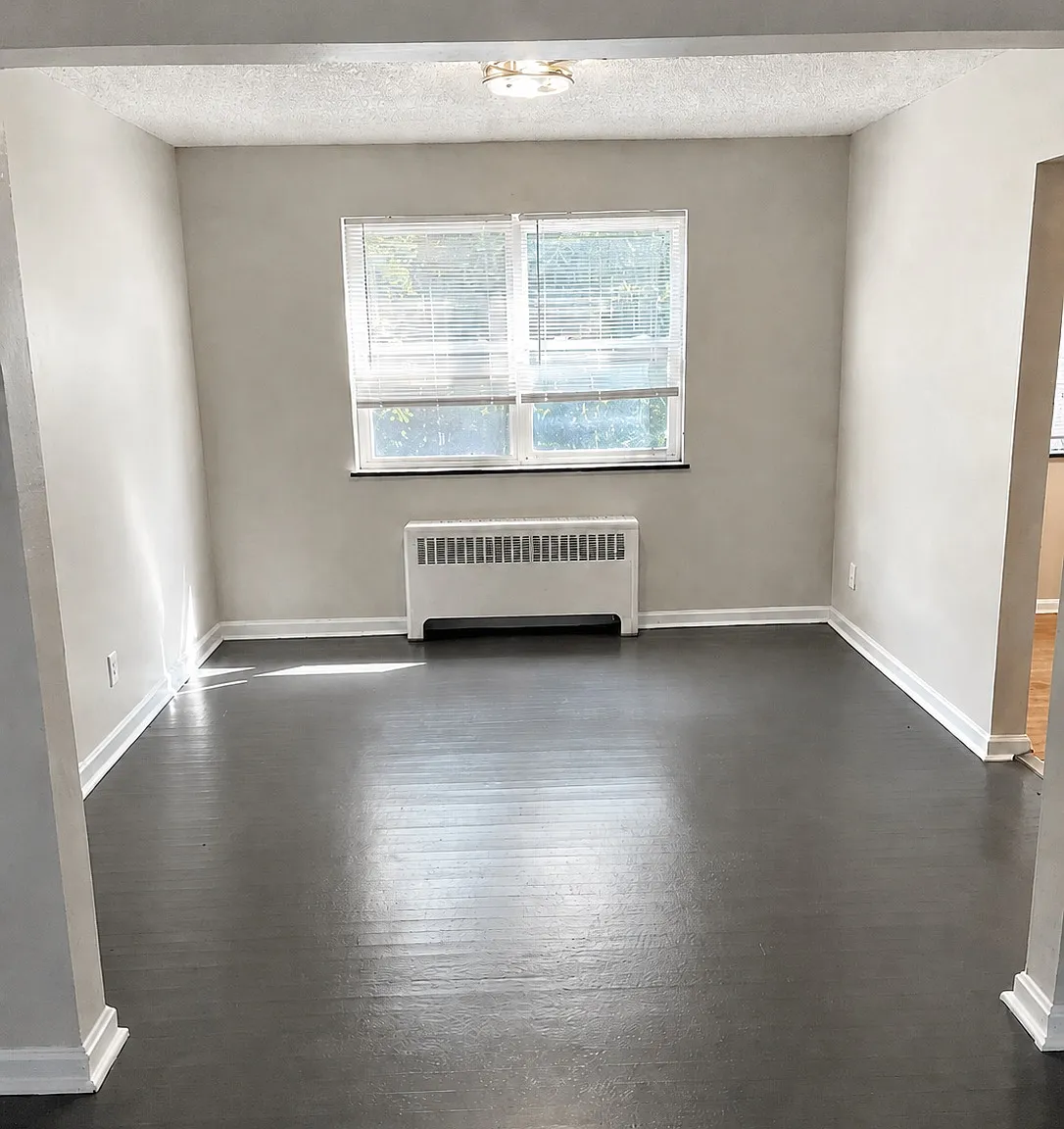 Asmann Apts — Photo 4