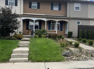 212 Briarwood Ct, Allentown, PA 18104