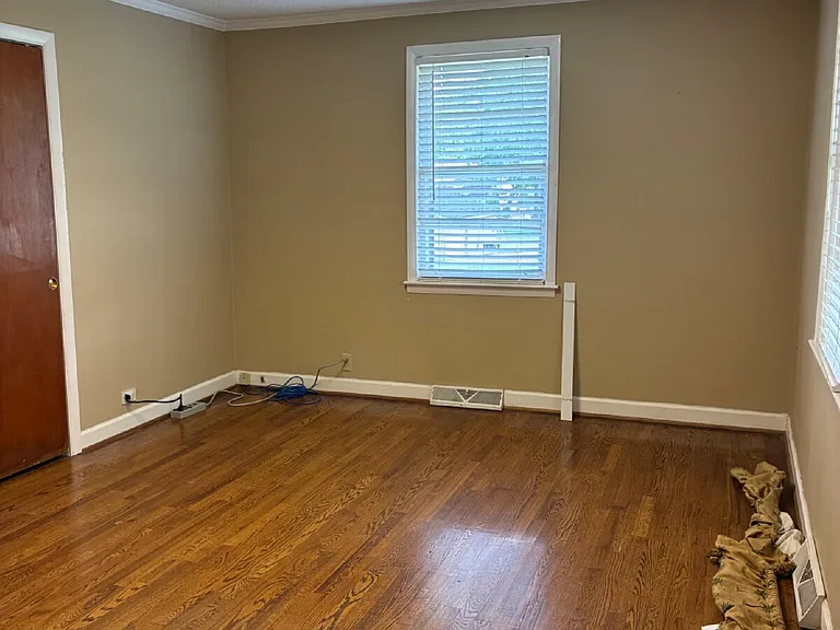 3903 Shady Grove Rd — Photo 14