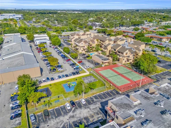 10400 SW 108th Ave, Miami, FL 33176