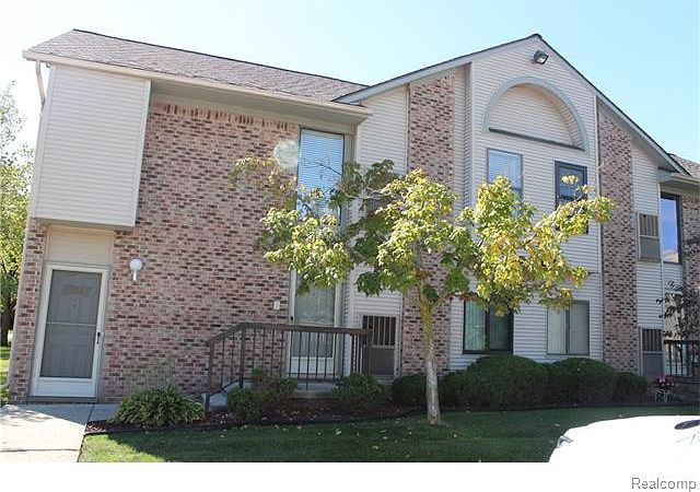 1st image of 42533 Lilley Pointe Dr #14