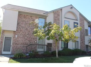 42533 Lilley Pointe Dr #14, Canton, MI 48187