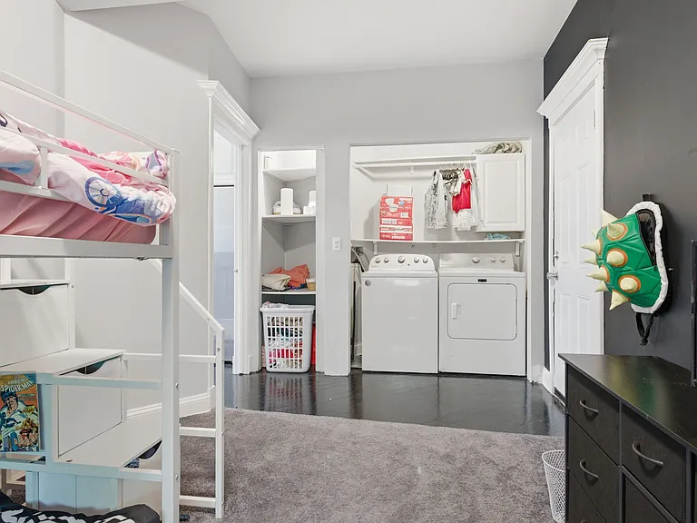 4159 W Fullerton Ave #2 — Photo 20