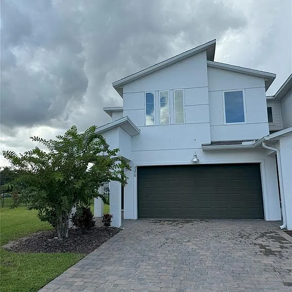 3370 Beaute Dr — Photo 1