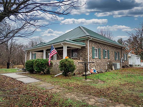 2nd image of 1544 E County Road 475 S