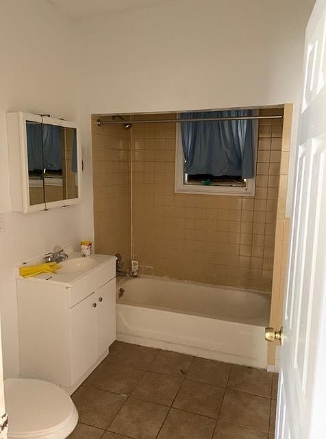 2nd image of 310-312 Hamilton Ave #2