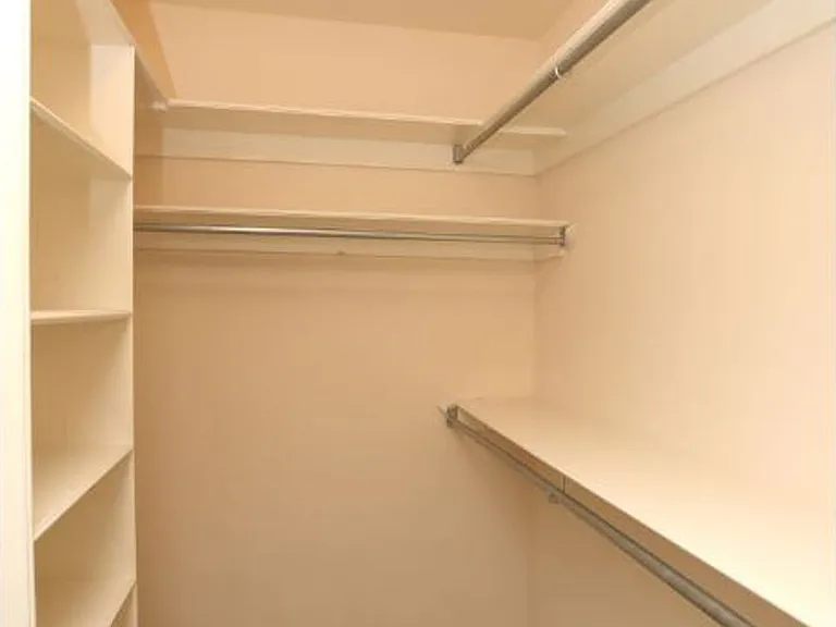 4741 S Harvard Ave #10 — Photo 1