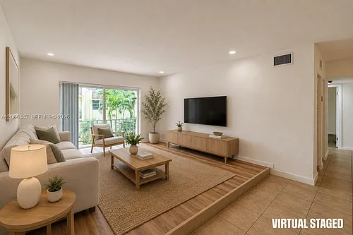 13898 SW 90th Ave #204 Photo 1