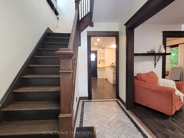 27 Woodland Ave — Photo 2
