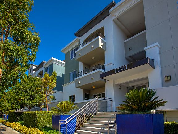 2nd image of 10407 Magnolia Blvd #3-212R