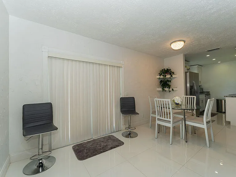 1242 SW Parma Ave — Photo 19