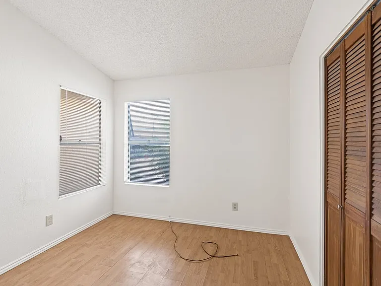 7221 S Camino Alegre — Photo 16