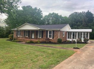 823 Wilkinsville Hwy, Gaffney, SC 29340