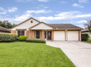 10805 Collingswood Dr, La Porte, TX 77571