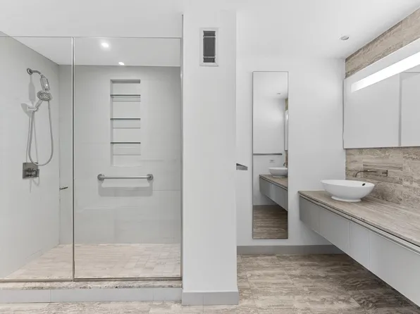 322 West 57th Street image 9 of 22