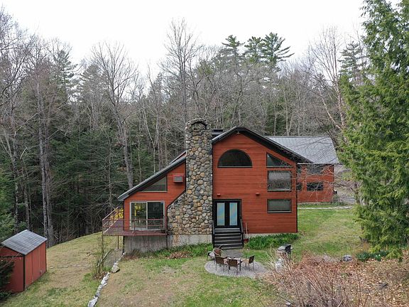 3rd image of 18 Treeline Road