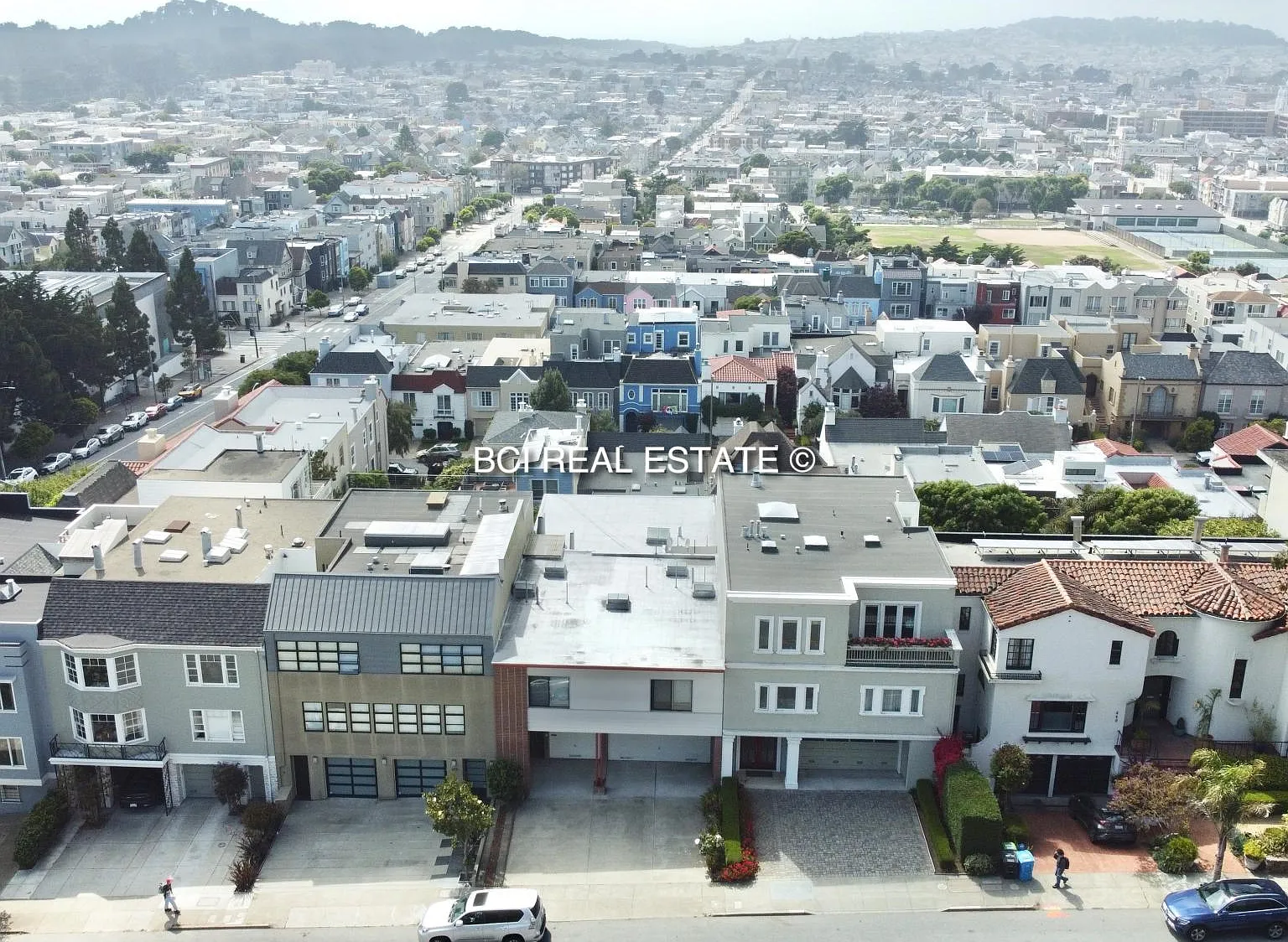 465 Parker Ave — Photo 1