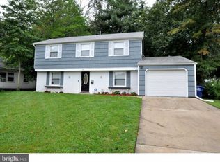 27 Magnet Ln, Willingboro, NJ 08046