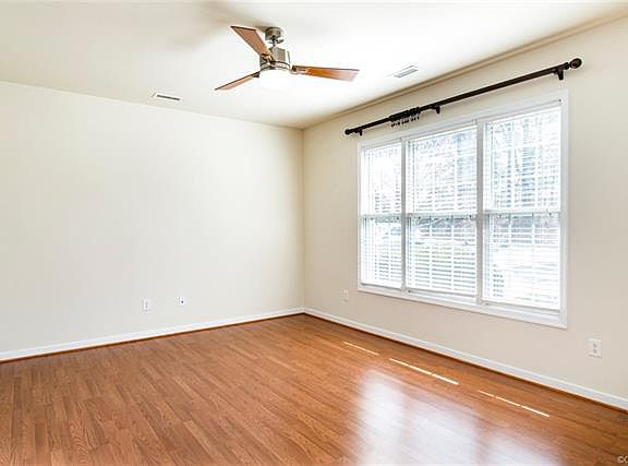 3rd image of 9014 Old Mayland Way #9014