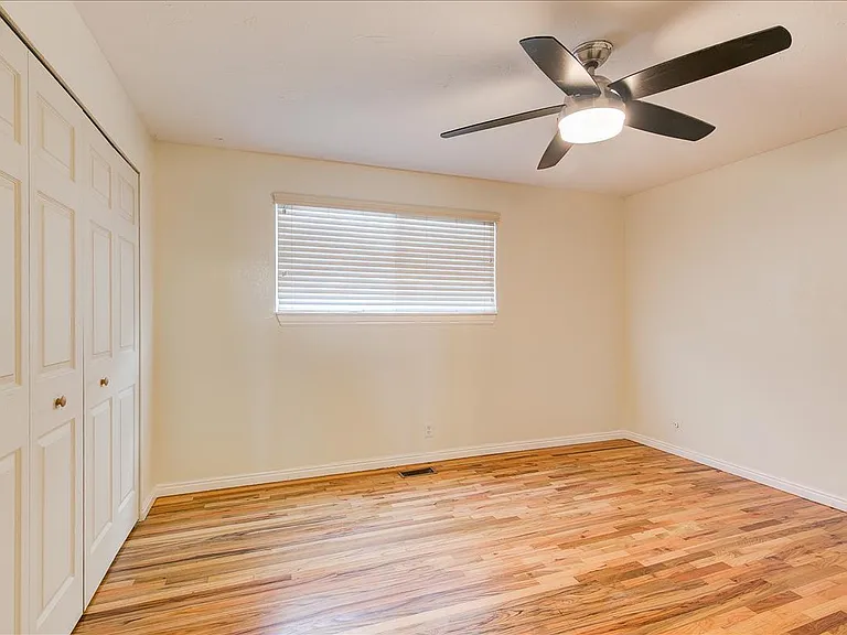 3314 S Meadowlark Dr — Photo 9