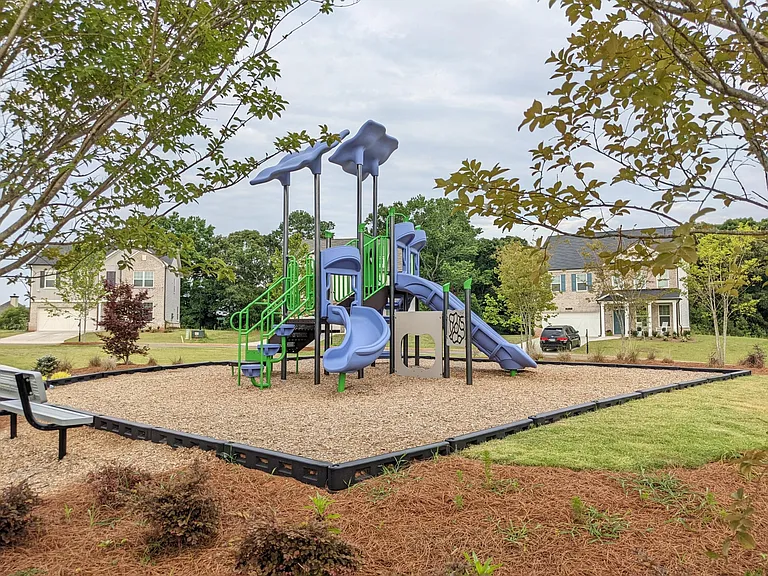 5785 Thornton Dr — Photo 36