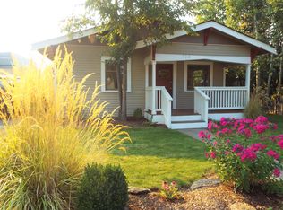 725 SW 11th St, Redmond, OR 97756