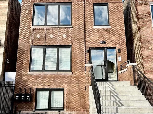 838 W 34th Pl #1, Chicago, IL 60608