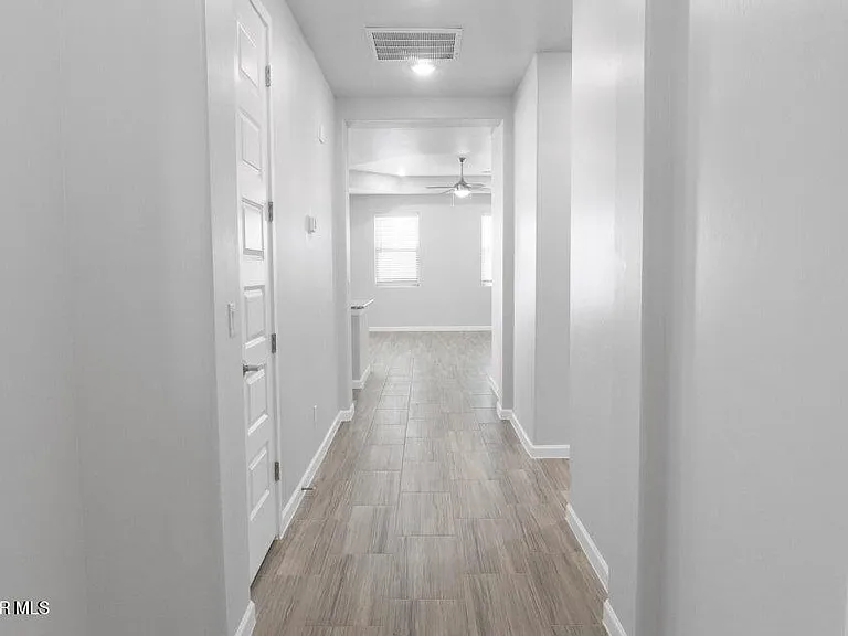 512 Twilight Dr — Photo 18