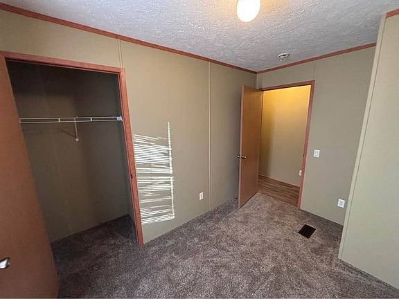 4th image of 2801 1st Ave Lot 41
