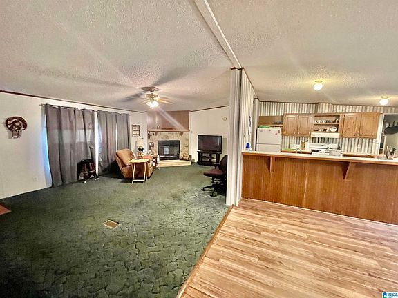 3rd image of 232 McNutt Ln