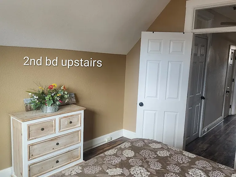 2nd bedroom upstairs