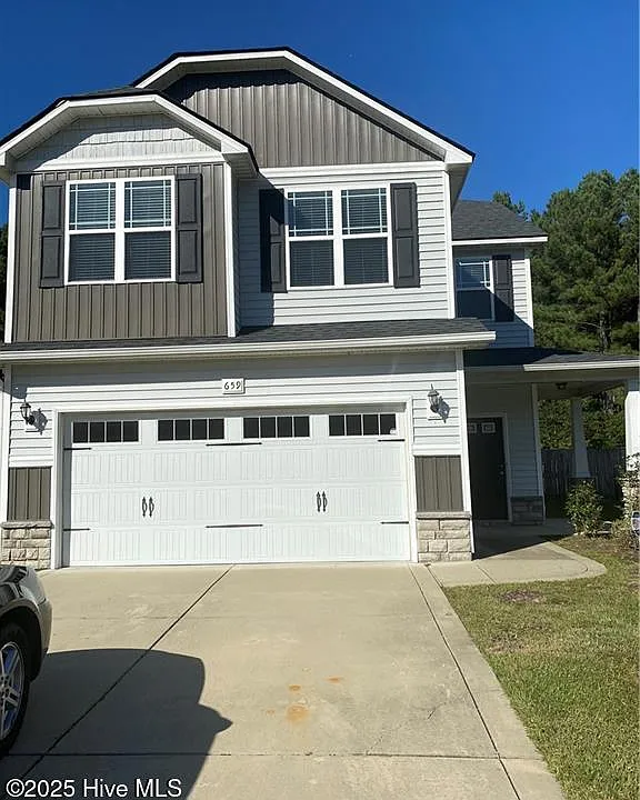 659 Roanoke Dr