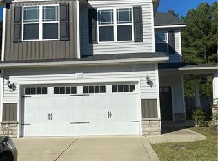659 Roanoke Dr, Raeford, NC 28376