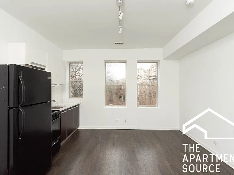 5064 N Winthrop Ave #313 — Photo 5