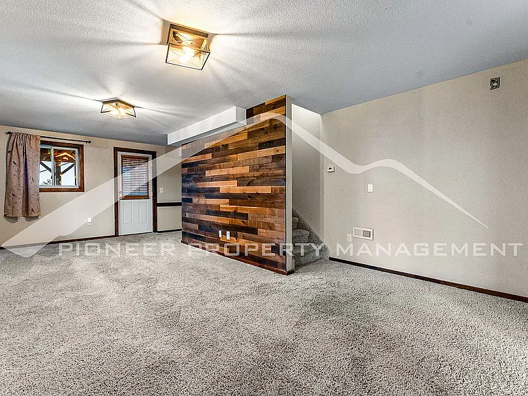 1334 Ponderosa Dr — Photo 20