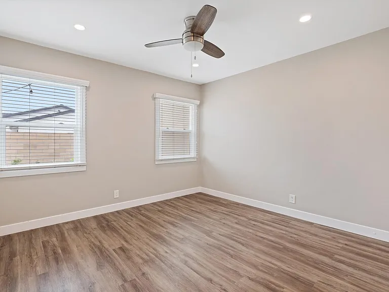 14461 Wilson St — Photo 7