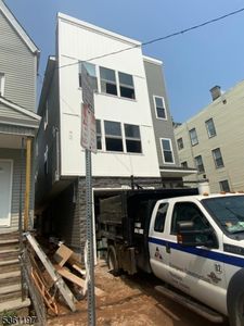 375 Littleton Ave, Newark, NJ, 07103
