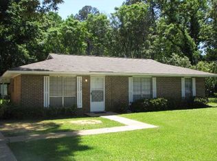 3140 Pinewood Ln, Millbrook, AL 36054