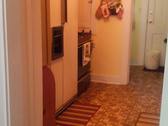 5th image of 510 SW 17th Ave