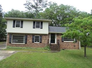 103 Swan Dr, Summerville, SC 29485