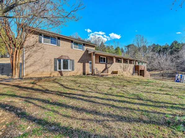 3446 Mount Joy Rd, Buchanan, VA 24066