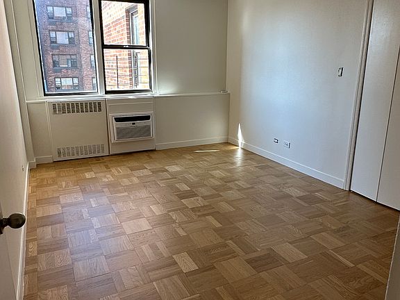 5th image of 435 E 79th St APT 8F