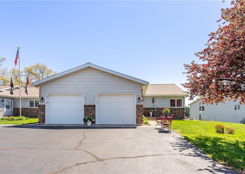 1st image of 18487 56th Avenue #4