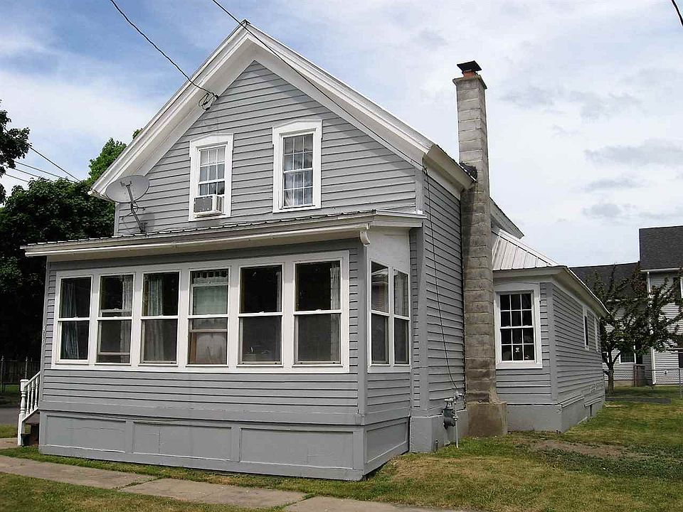 1st image of 400 Irvin St