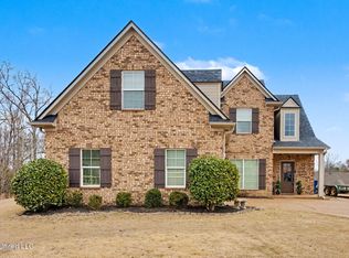 1960 Bakersfield Dr N, Nesbit, MS 38651