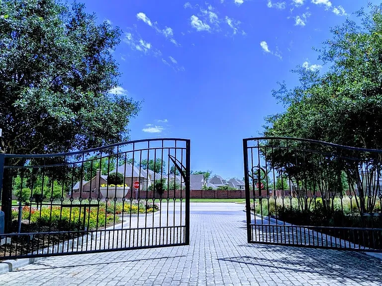 6027 Turner Shadow Ln — Photo 2