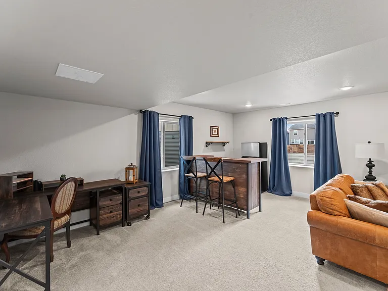5204 Roundhouse Dr — Photo 40